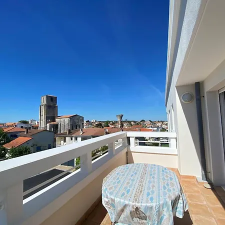 Апартаменты : 47m², Balcon, Parking Prive, Ascenseur - Fr-1-738-48 *