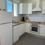 : 47m², Balcon, Parking Privé, Ascenseur - Fr-1-738-48 Apartamento