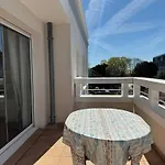 : 47m², Balcon, Parking Prive, Ascenseur - Fr-1-738-48 Apartment