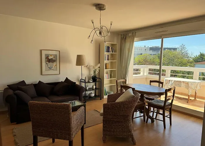 : 47m², Balcon, Parking Prive, Ascenseur - Fr-1-738-48 Apartmán