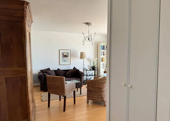 Royan : Appartement 47m², Balcon, Parking privé, Ascenseur - FR-1-738-48 * Royan