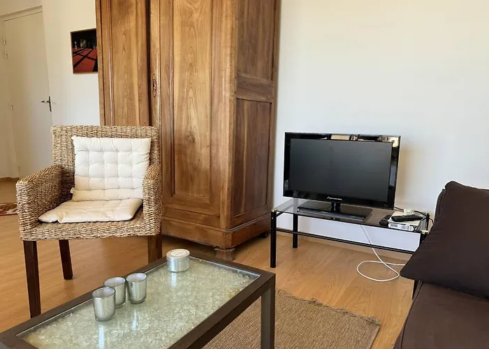 : 47m², Balcon, Parking Prive, Ascenseur - Fr-1-738-48 Apartmán *